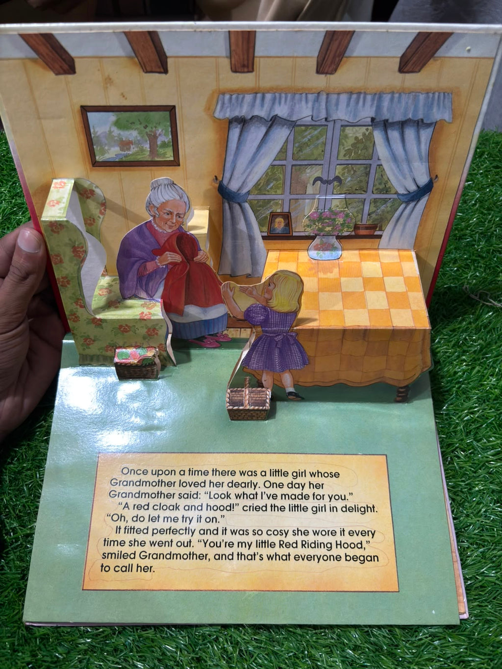 Little Red Riding Hood Pop-Up Book