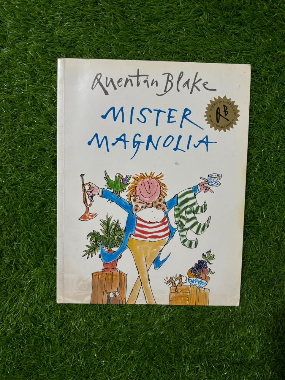 Mister Magnolia & Angelica Sprocket's Pockets (Flip Book)