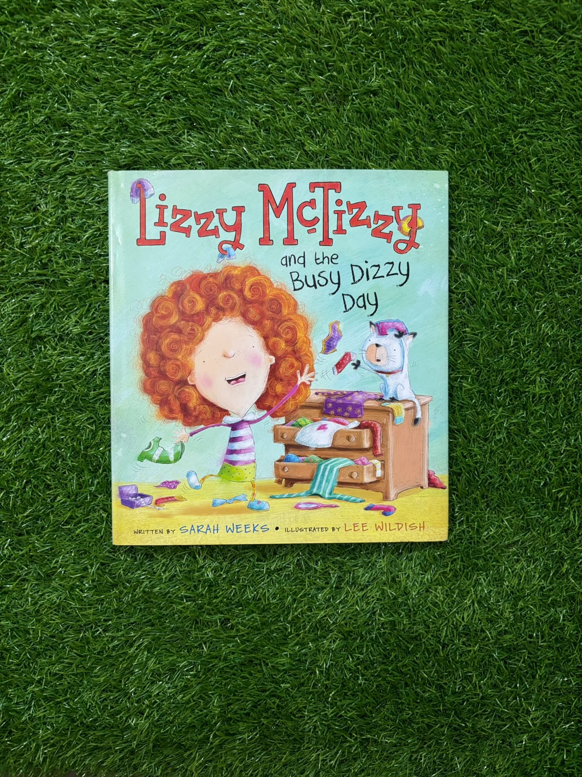 Lizzy McTizzy and the Busy Dizzy Day: A Funny Rhyming Story for Kids (Ages 4-8) About a Girl and Her Lost Shoe