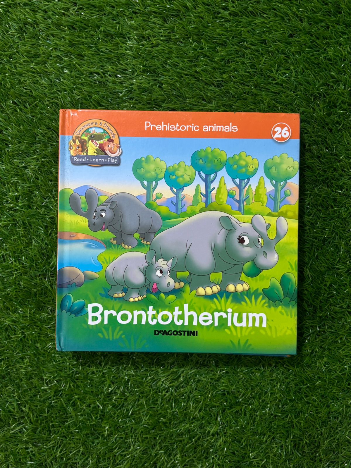 Prehistoric Animals Dinosaurs - Brontotherium
