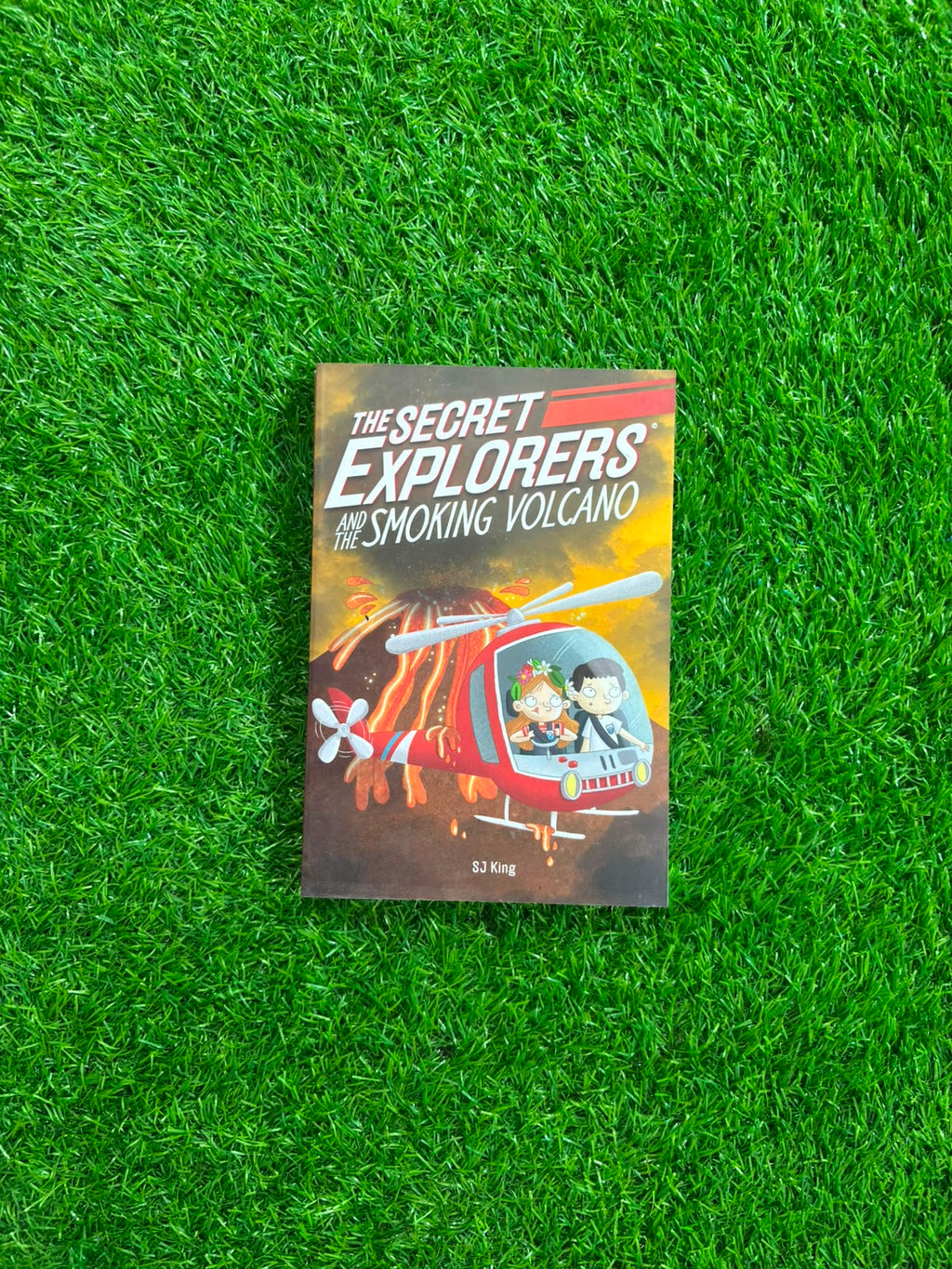 The Secret Explorers and the Smoking Volcano