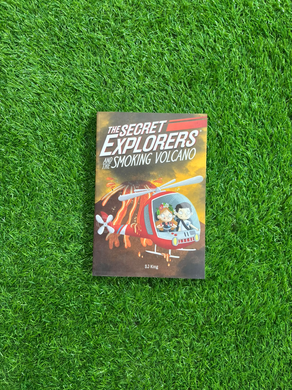 The Secret Explorers and the Smoking Volcano