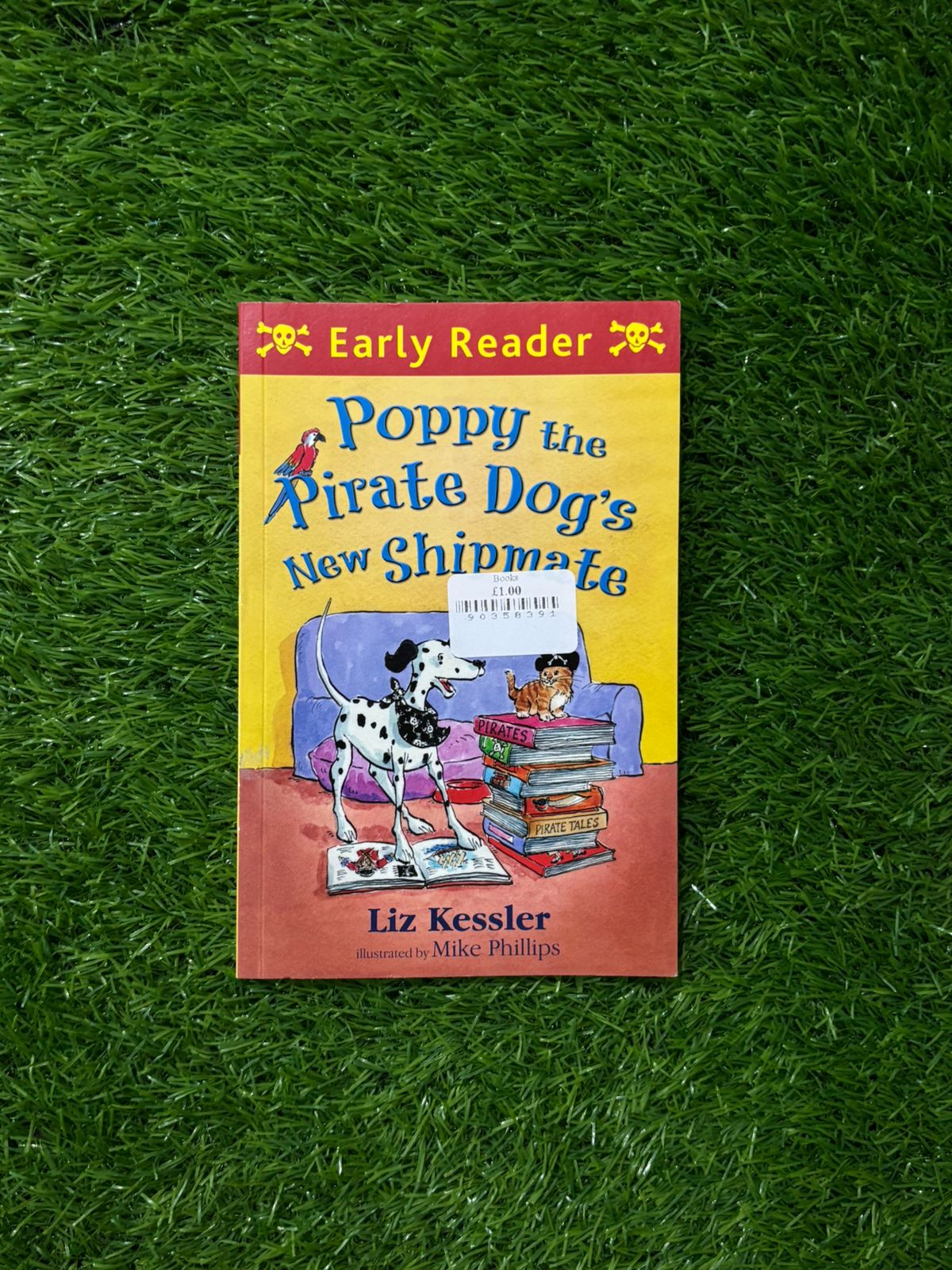 Early Reader: Poppy the Pirate Dog's New Shipmate