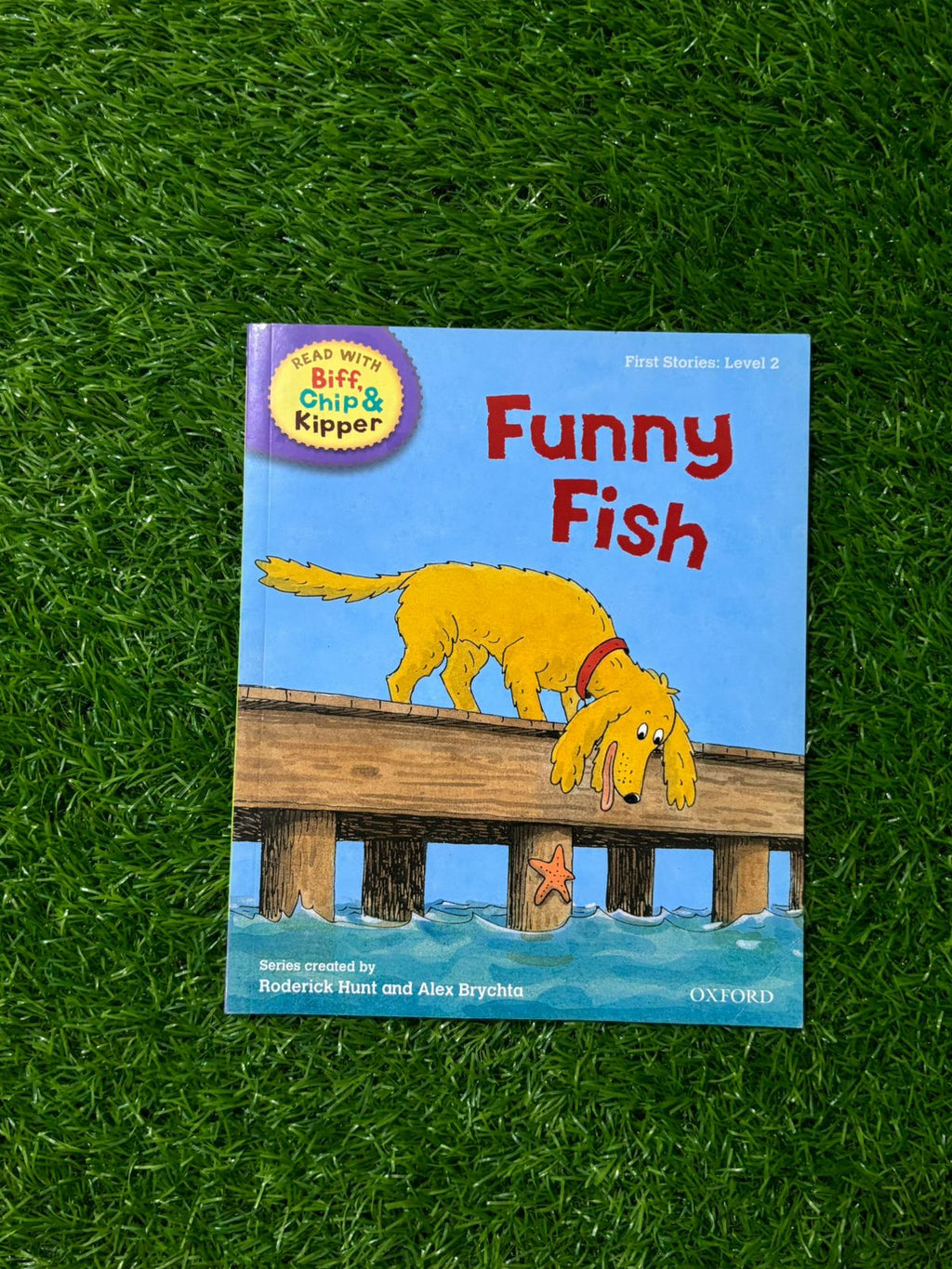 Funny Fish (Read with Biff, Chip & Kipper: First Stories, Level 2)