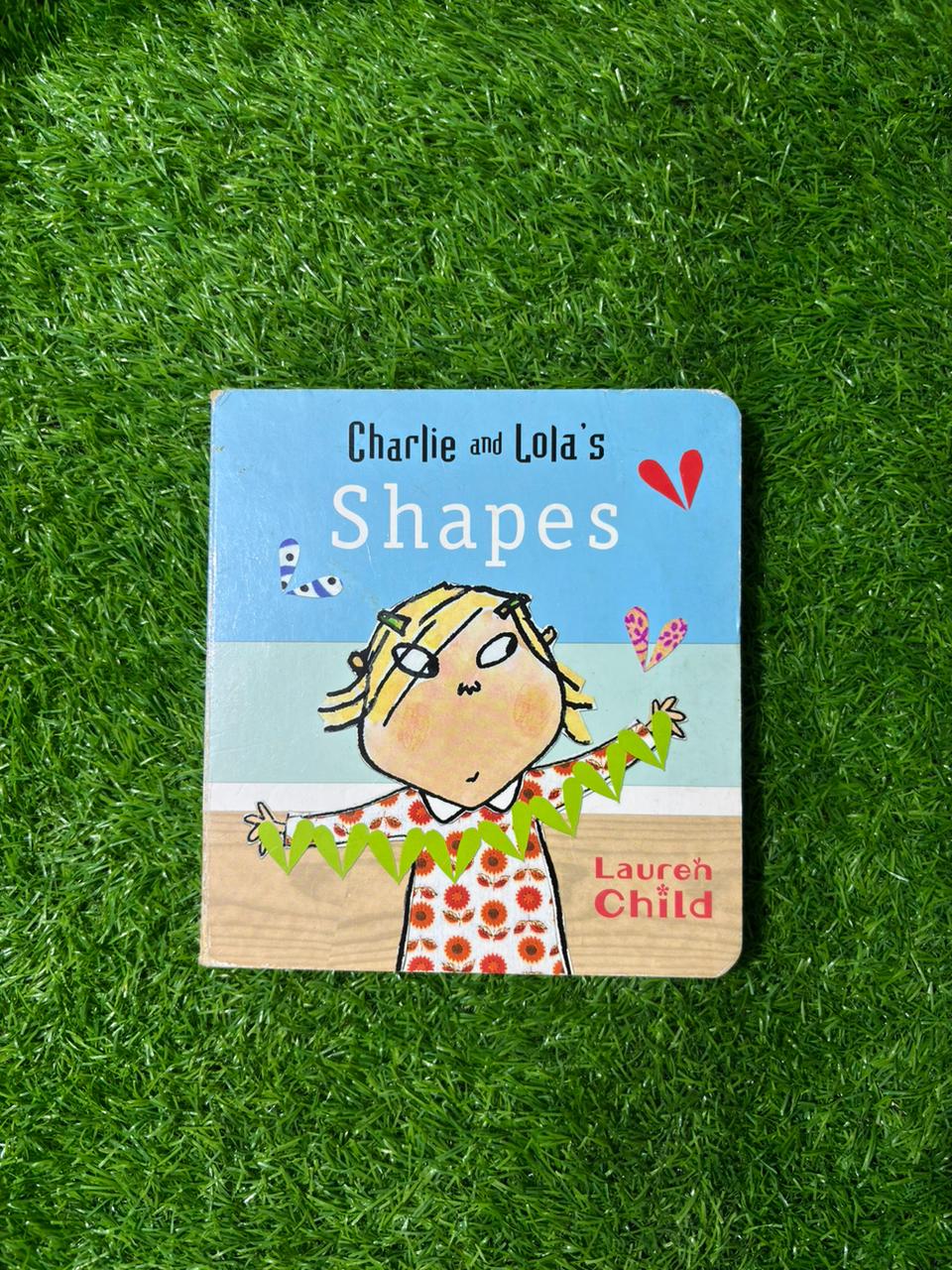 Shapes: Board Book (Charlie and Lola)