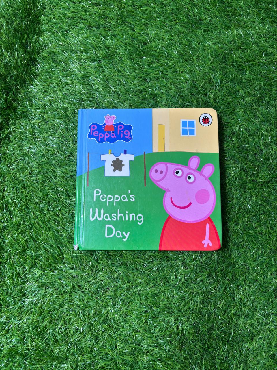 Peppa Pig: Peppa's Washing Day: My First Storybook